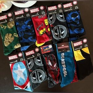 🆕🧦 MARVEL LIMITED EDITION 10-PIECE CREW SOCK COLLECTION. BRAND NEW WITH TAGS!